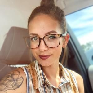 Meet your Posher, Lyndsay